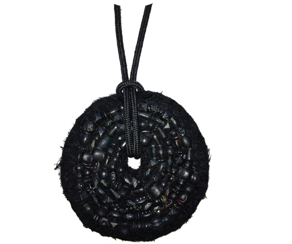 jeannette jansen jewellery, necklaces, black, colours, mysterious, beads, vintage fabrics, o-jewel,